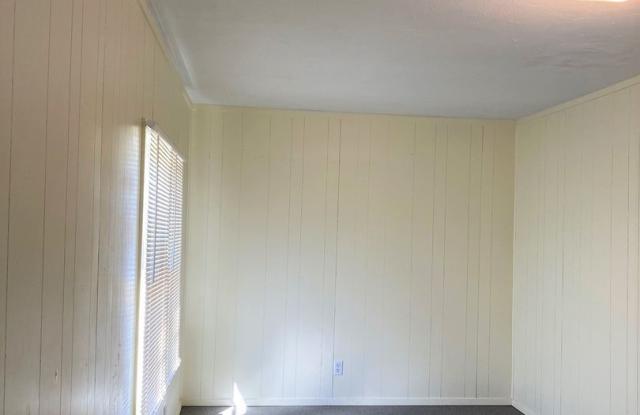 485 Old Hwy 90 W #33, Vidor, TX