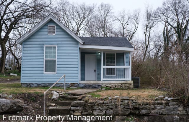 1018 Bridge Street - 1018 Bridge Street, Columbia, TN 38401