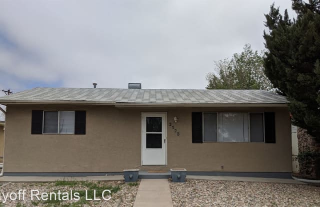 2528 Cheyenne Ave - 2528 Cheyenne Avenue, Pueblo, CO 81003