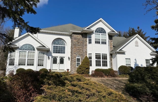 18 Homecoming - Setauket-East Setauket, NY apartments for rent 18 Homecoming - Setauket-East Setauket, NY apartments for rent
