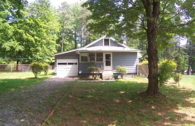 1 Bedroom off Staley Rd!