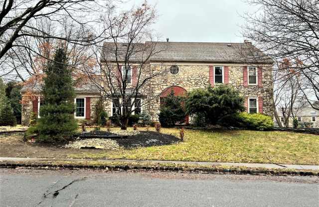 3 Crestview Court - 3 Crestview Court, Monmouth County, NJ 07746