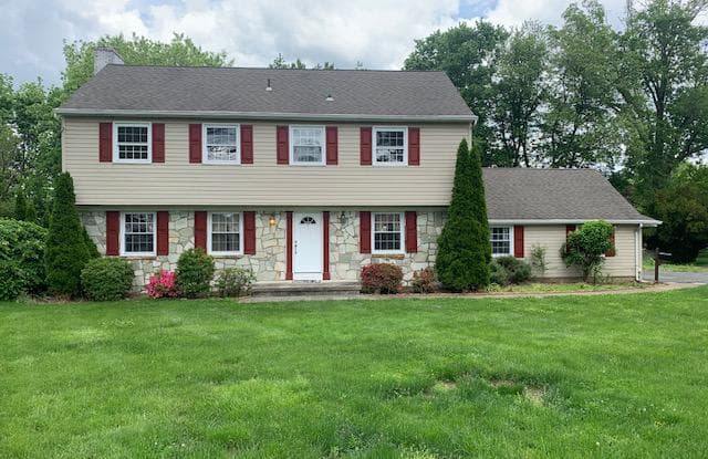 2 VANDERVEER DR - 2 Vanderveer Drive, Mercer County, NJ 08648