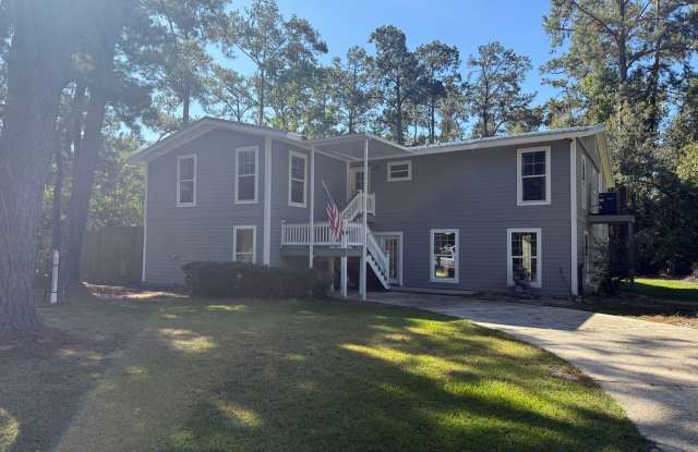 Photo of Cottage On The Water