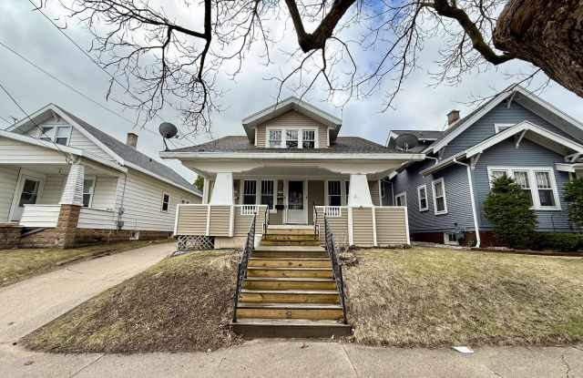 Photo of 1311 Madison St.