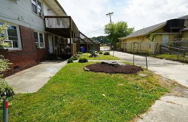 1340 Hwy 501 Apartments