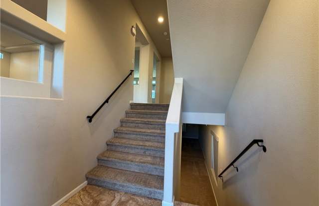 6659 Tangled Vines Avenue