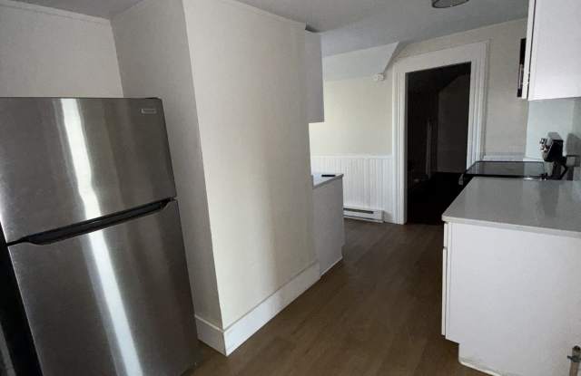 Photo of 49 Washington Avenue - 4