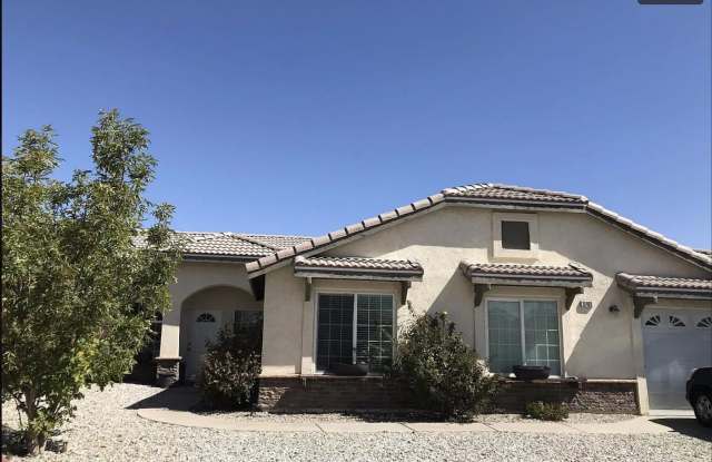 5 Bedroom House for Rent