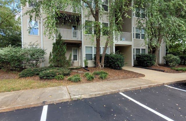 1300 Hillbrow Ln Apt 203 - 1300 Hillbrow Lane, Raleigh, NC 27615