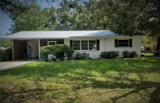 21242 SW HONEYSUCKLE STREET - 21242 Southwest Honeysuckle Street, Marion County, FL 34431