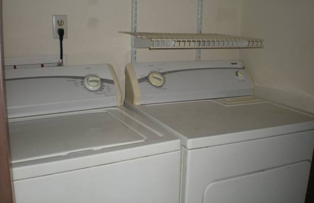 1024 East Swallow Rd