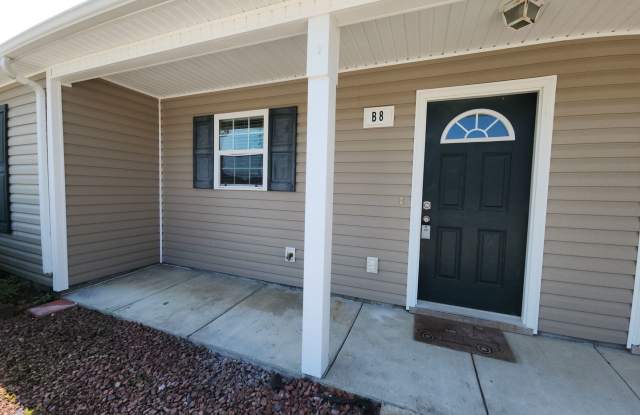 Townhome Available Now in Peletier, NC!