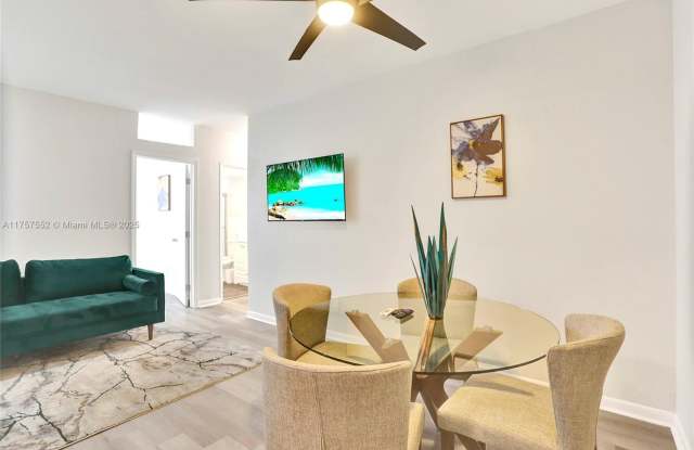 10000 E Bay Harbor Dr