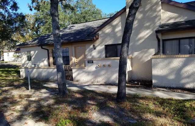 2/2 Plaza Ridge Condo