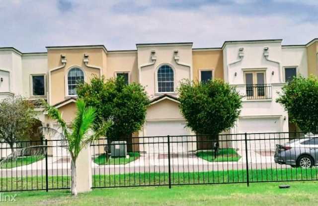 3908 W Daffodil Ave 3908