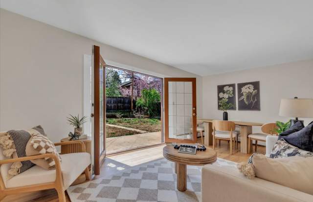 3BD/2BA Home in Desirable South Boulder Neighborhood - Available NOW!