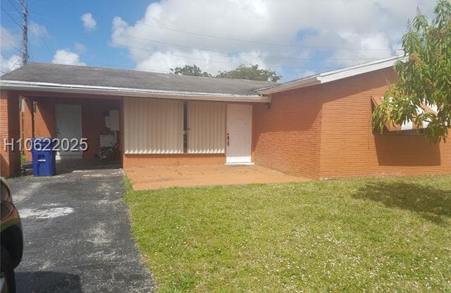 7021 SW 29th St - 7021 Southwest 29th Street, Miramar, FL 33023