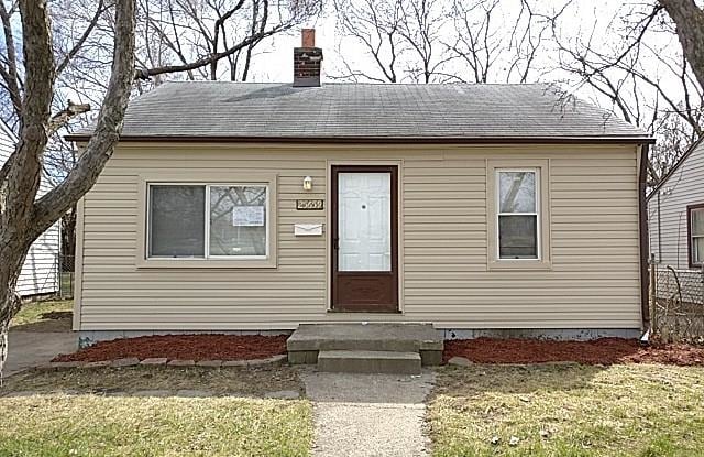 25659 PENN Street - 25659 Penn Street, Dearborn Heights, MI 48125