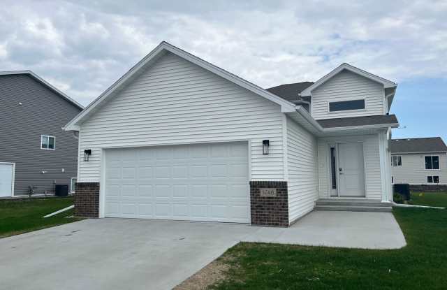 Photo of 4‑Bed, 3‑Bath Single Family Home