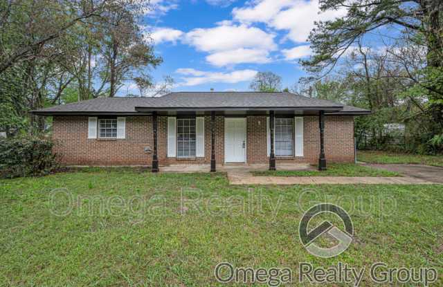 217 Clubview Dr