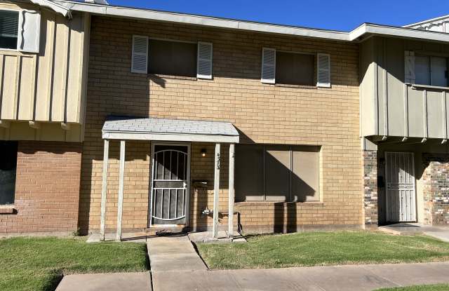 Photo of 4573 S Mill Ave