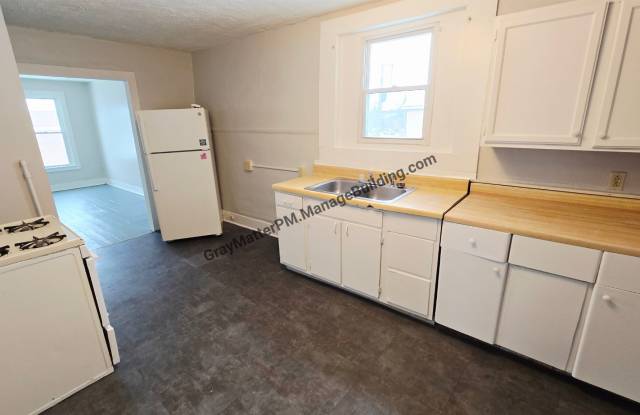 233 East 12th Street - 2