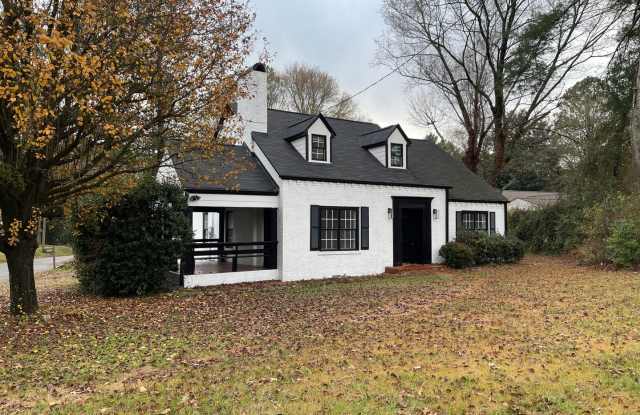 Photo of Live on Maple