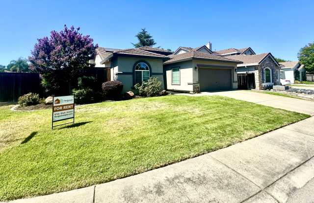 6636 Escallonia Way