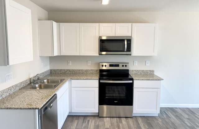 16001 S BENTLEY Drive