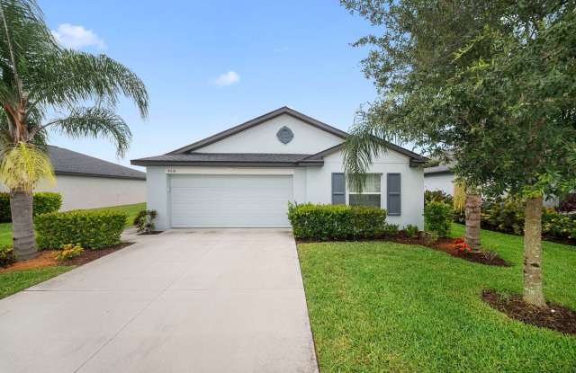 Stunning New construction home in North Fort Myers