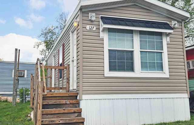 Photo of 127 Rea St.