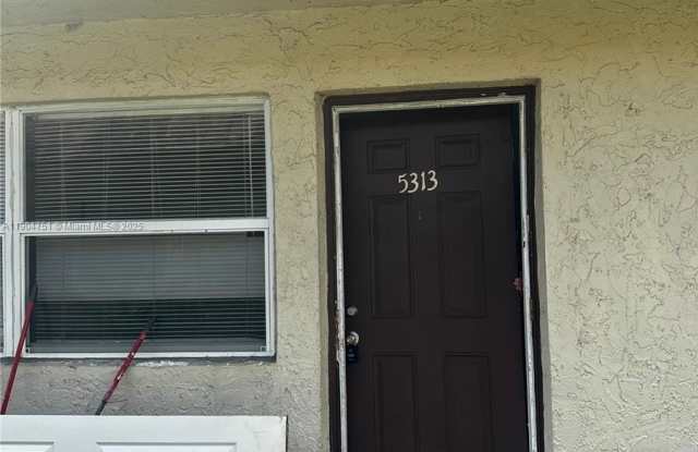 Photo of 5313 NW 23rd St