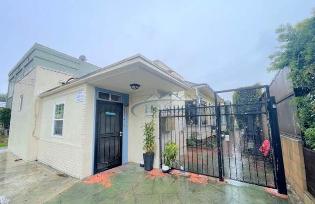 452 W 8th St - D - 452 West 8th Street, Long Beach, CA 90813