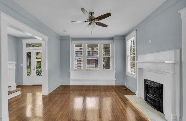 537 East 40th Street