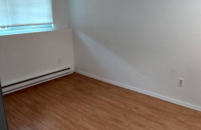 Photo of 318 E Baldwin Ave