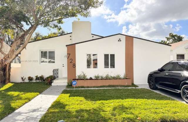 Photo of 728 NW 77th St
