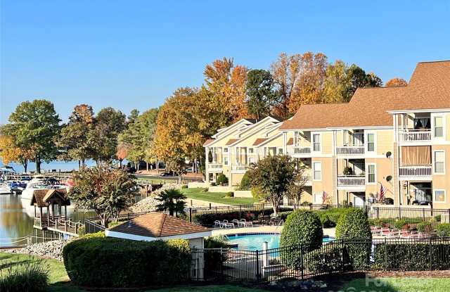 1105 Torrence Circle