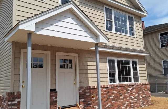 Photo of 343 Jackson Street unit: 3