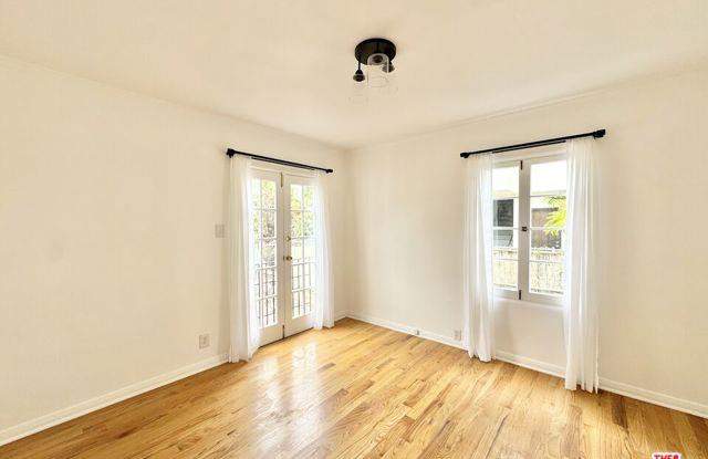 1452 South Wooster Street