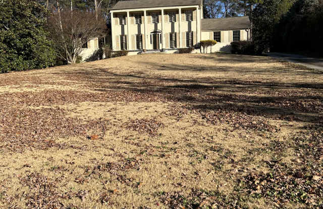 Photo of 6035 Riverside Dr