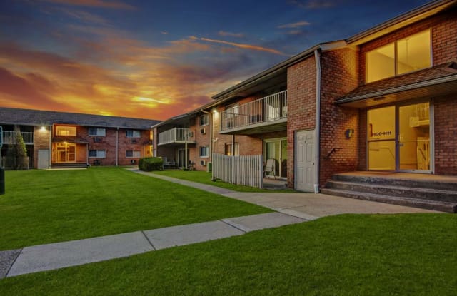 Photo of Golf Club Apartments