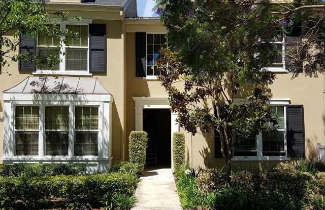 994 Holiday Ave. #306 - 994 Holiday Avenue, Ventura, CA 93003