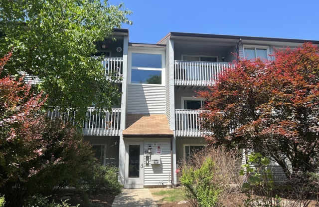 1210 Franklin Crossing