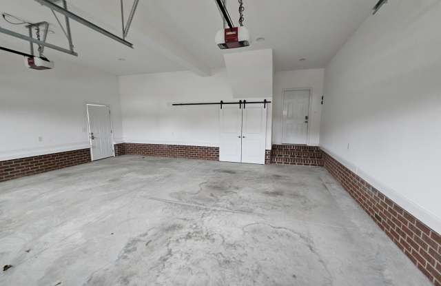 104 Pioneer Trails Drive