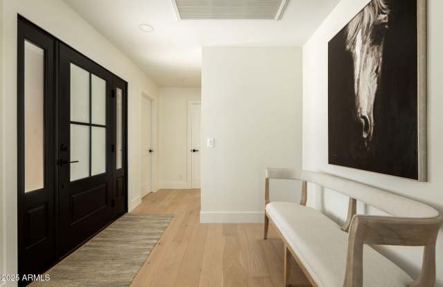 7220 E BUENA TERRA Way