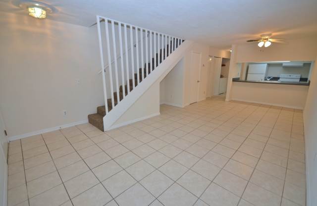 4037 SW 21st Road at Mill Run