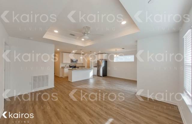 11459 Camden Court Cir