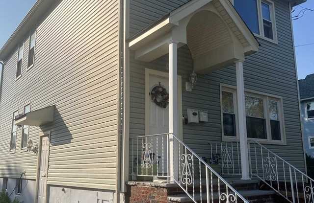 94 Monhegan Street