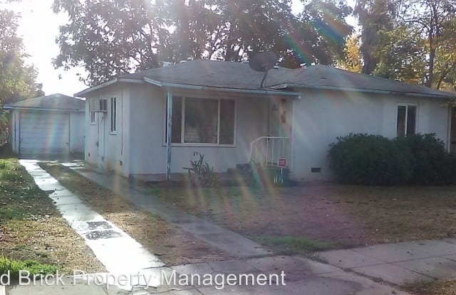 713 Monterey Ave. - 713 Monterey Avenue, Chowchilla, CA 93610